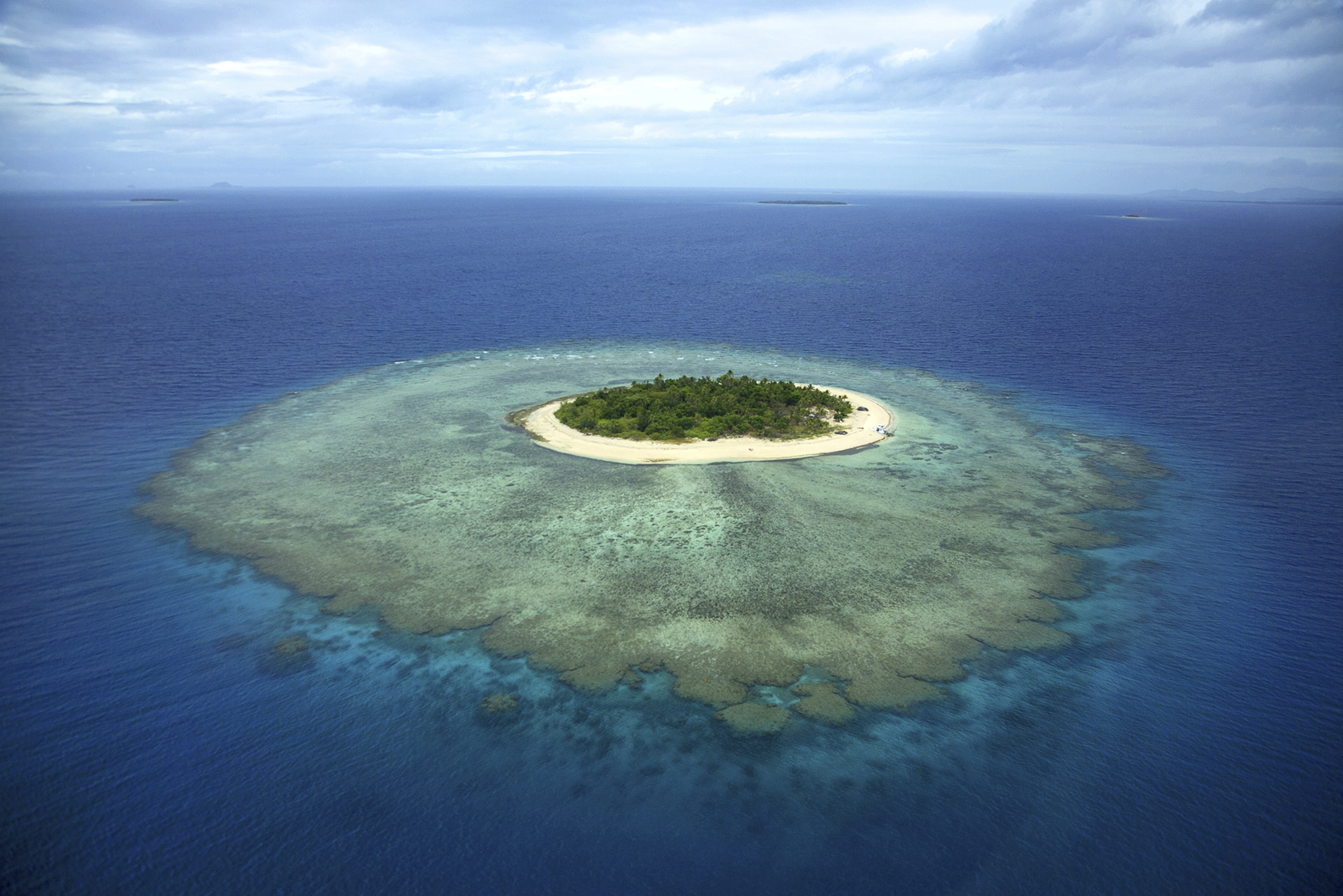 an island near fiji, in the south pacific ocean