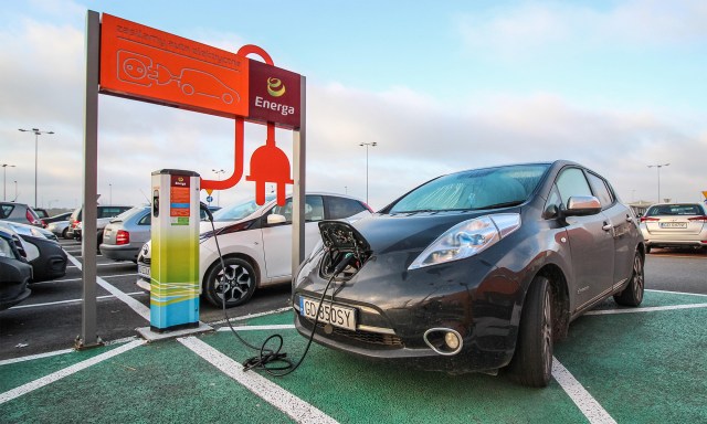 Why you shouldn't fully charge your electric car