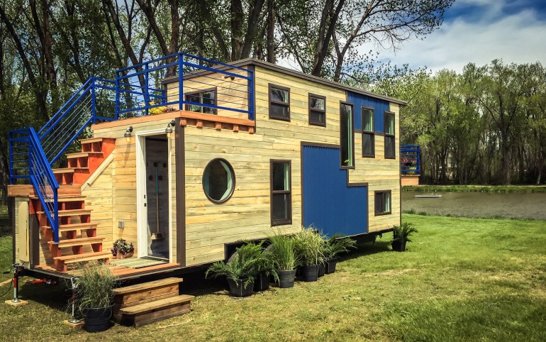 Small Space Living: Tiny House Trend Grows Bigger